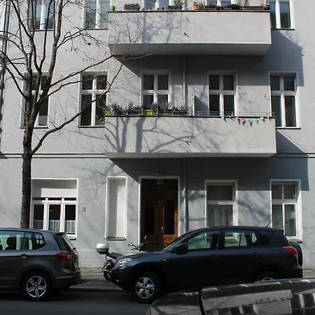 Apartments Berlin Leberstrasse 58